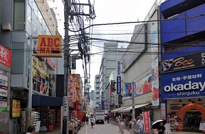 銀座カラーAETA町田店アクセス②