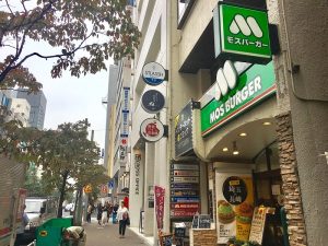 ストラッシュ新宿西口店アクセス5
